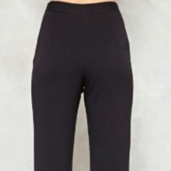 Nasty Gal Tiering Up My Heart Pleated Pants NWOT! - Picture 5 of 10